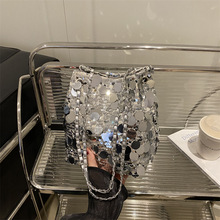 ����������ƬС���OӋ����2026�¿�Ů���ٴ�朗lб����μ�ˮͰ��