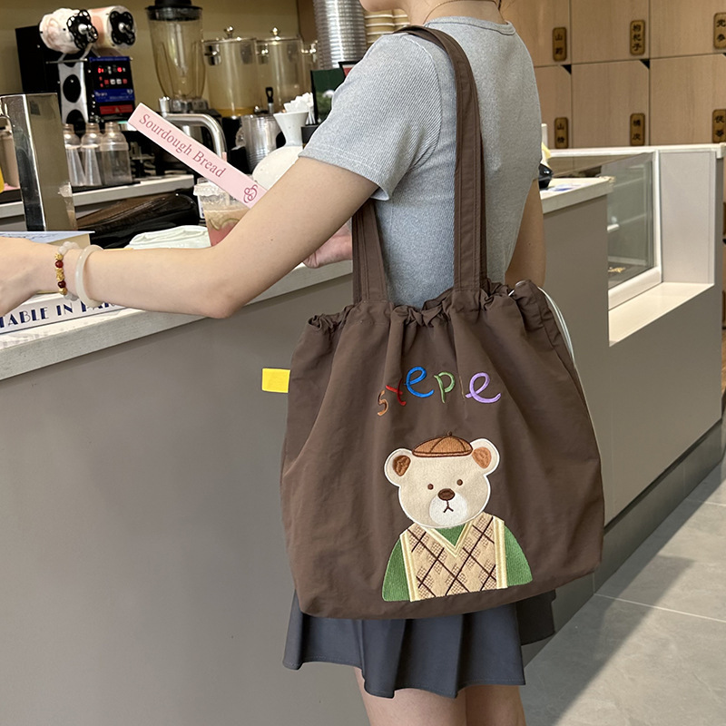 귀여운 수건 자수 조임끈 어깨 곰