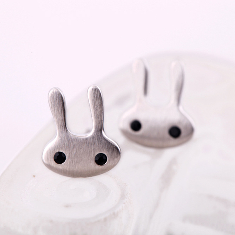 Fun Cute Bunny Earrings Animal Earrings Exquisite Niche Design Ear Jewelry display picture 4