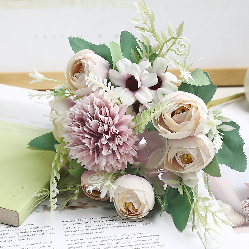 보라색 차 새싹 조합