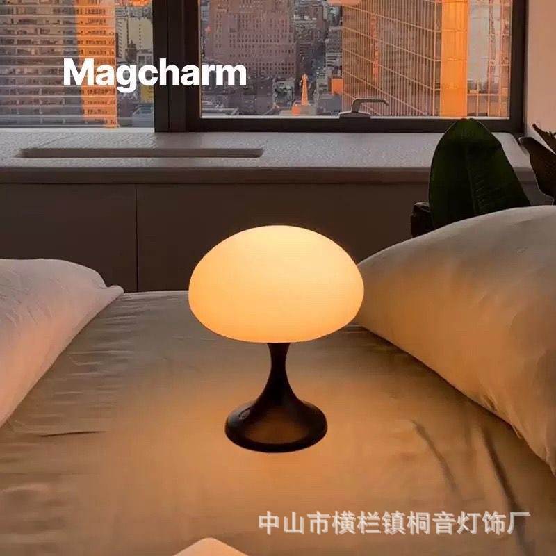 Table lamp for bed