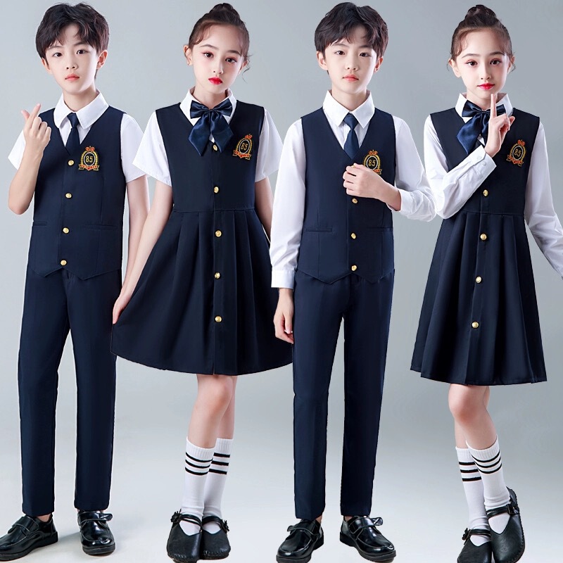 Kindergarten primary and secondary school students graduation season class uniform photo photography chorus poetry recitation clothing host dress