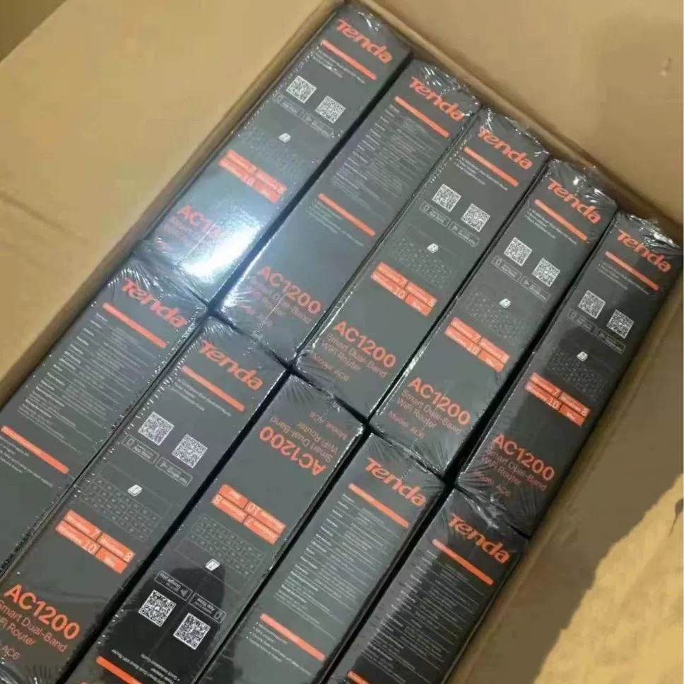 Маршрутизатор (Tengda) AC6, двойной диапазон AC1200, 4 внешние антенны, пластиковый корпус с 4 портами