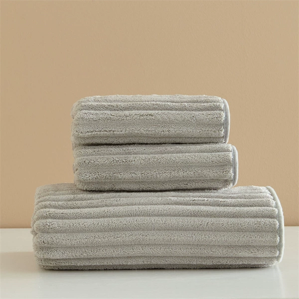 Light gray scarf