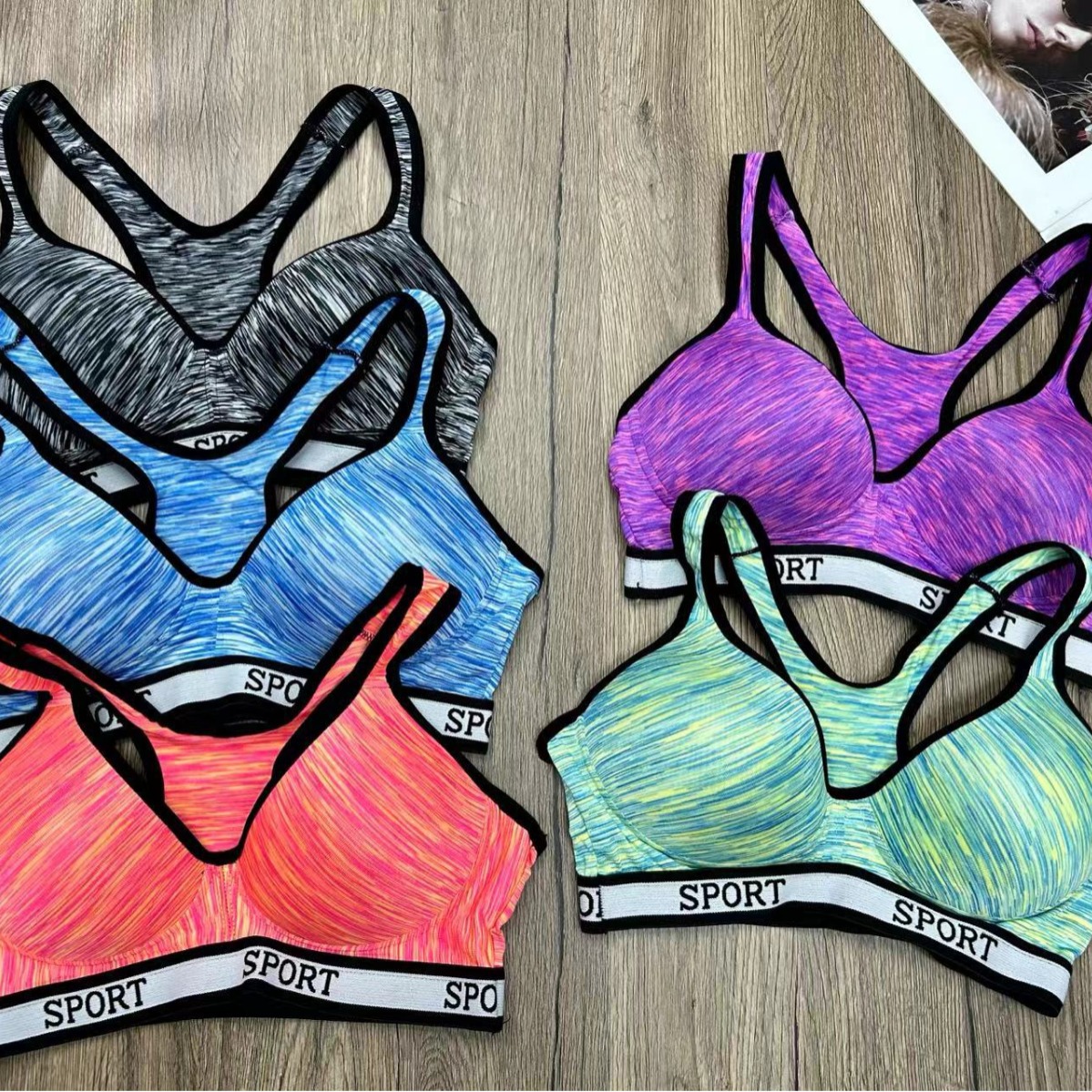 Nuevo chaleco sin costura de alta elasticidad fija de taza de mujer chaleco sin anillo de acero bra de yoga ropa interior deportiva mujer al por mayor