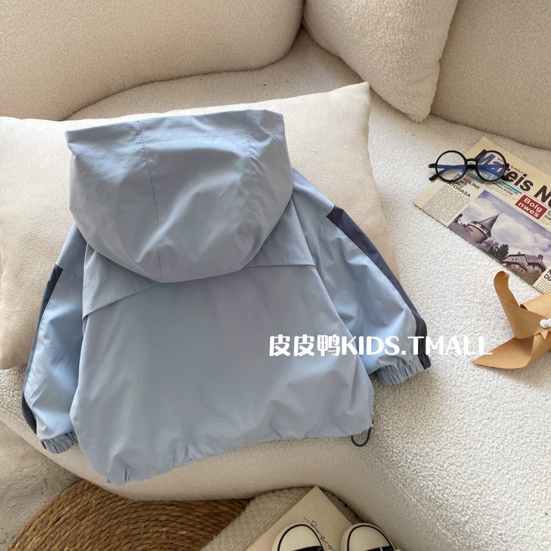 Chaqueta de niño de otoño y invierno ropa de algodón 2025 nuevos niños de invierno entrelazado de algodón engrosado bebé calentamiento para superar el invierno