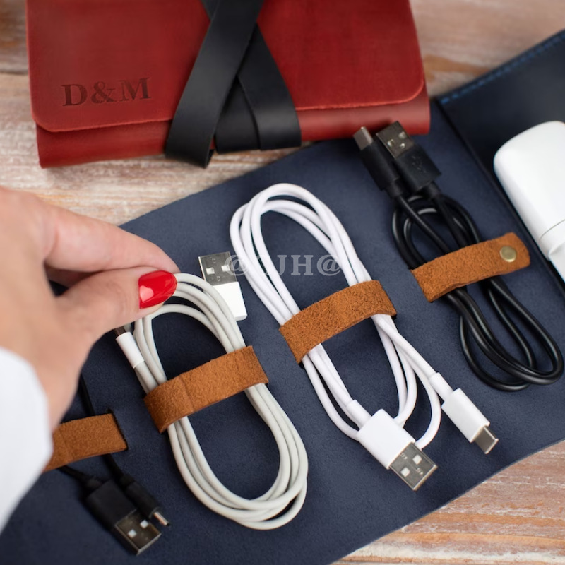 大容量充电器USB充电卷包包卷包复古简约头卷PU皮数据线收纳深圳