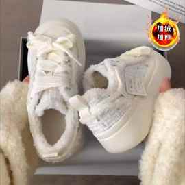 高颜值小香风冬季新款女鞋复古圆头毛边厚底增高加绒休闲板鞋子女