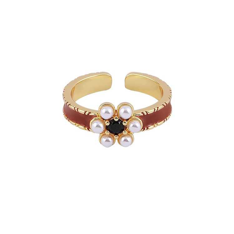 One size retro small design golden ring pearl