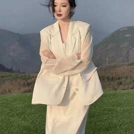 大码女装仿醋酸薄款西装吊带裙两件套夏季胖缎面西服吊带裙套装