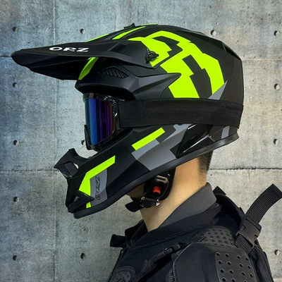 Motosiklet kaskı (dəbilqə) Full-Face Helmet for Men and Women - huangchuangxin-with-666-color-glasses-and-free-gloves-and-mask-s