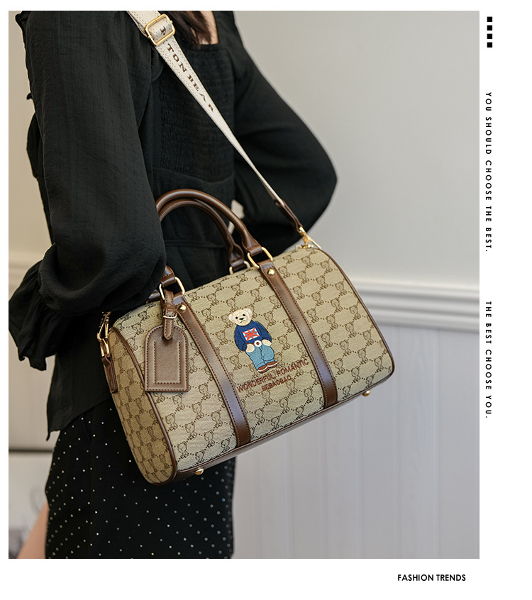 Women's Bags genuine large capacity wide band one shoulder messenger commuter Boston pillow bag female new high end_voghion.com