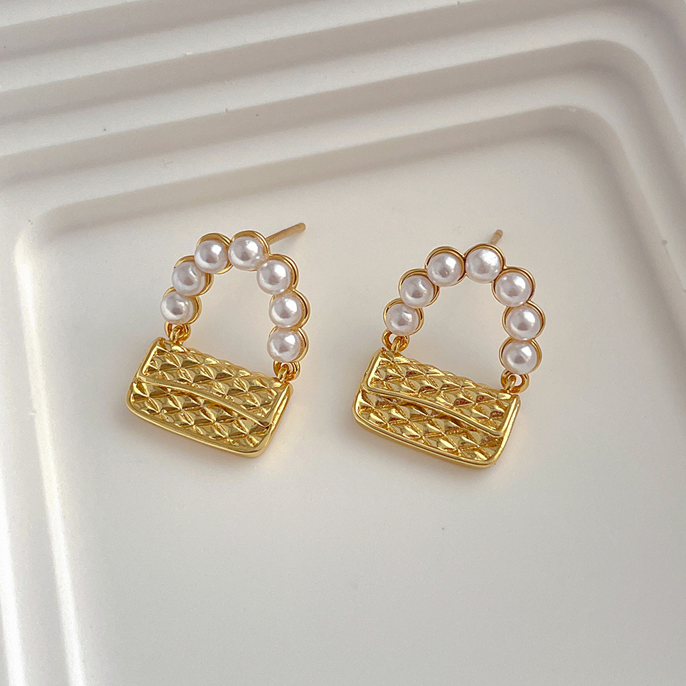 Fashion Bag Copper Plating Artificial Pearls Ear Studs 1 Pair