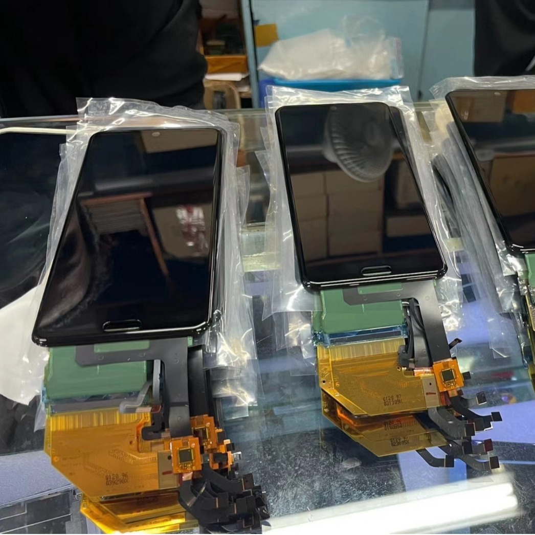 Aplicable para el conjunto de pantalla SHARP R3 Sharp R5 R6 SH - 04L LCD original dentro y fuera de la pantalla integrada