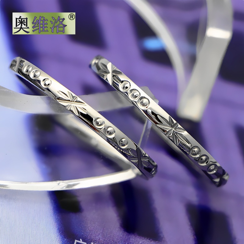 Aovello Steel-Colored Circle Ring with Small Floral Engraving, Korean Style, Exquisite Design, Trendy and Popular for Girls, Personalized Engraving