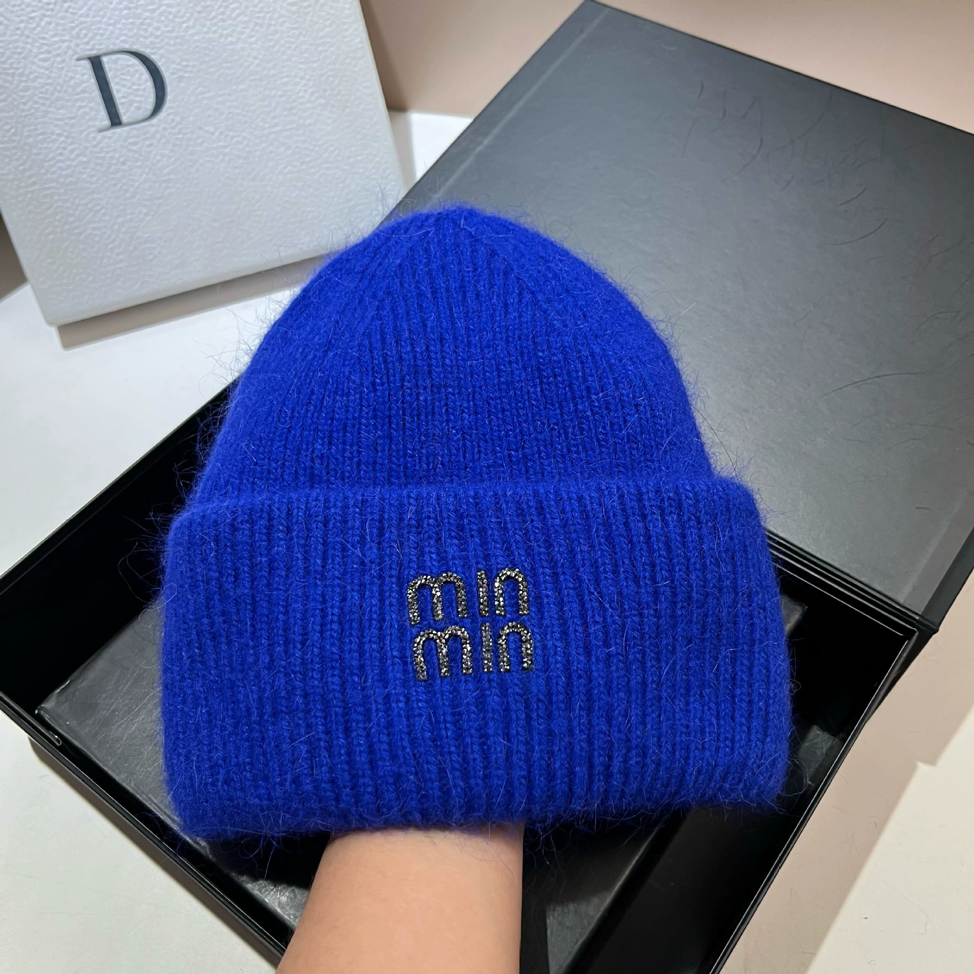 Keep warm velvet knitted hat, Korean style, increased thickness