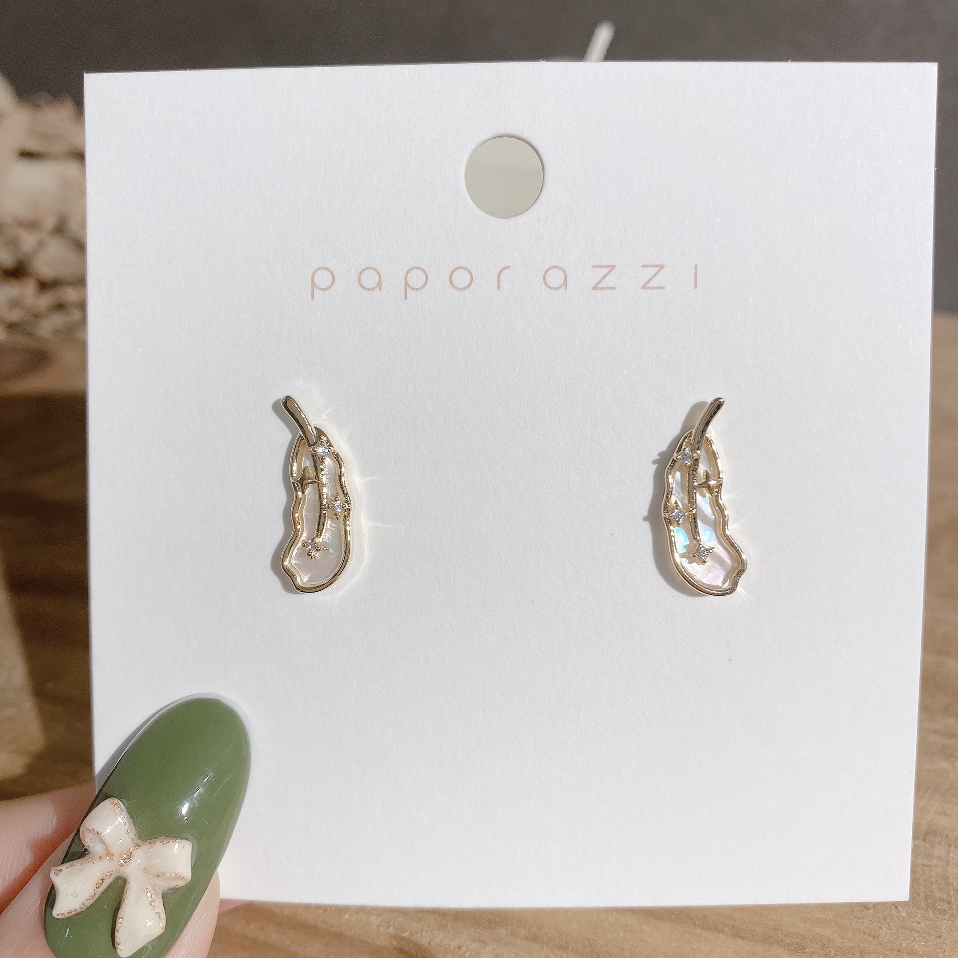 S925 silver needle shell leaf earrings small and simple earrings Japanese and Korean earrings