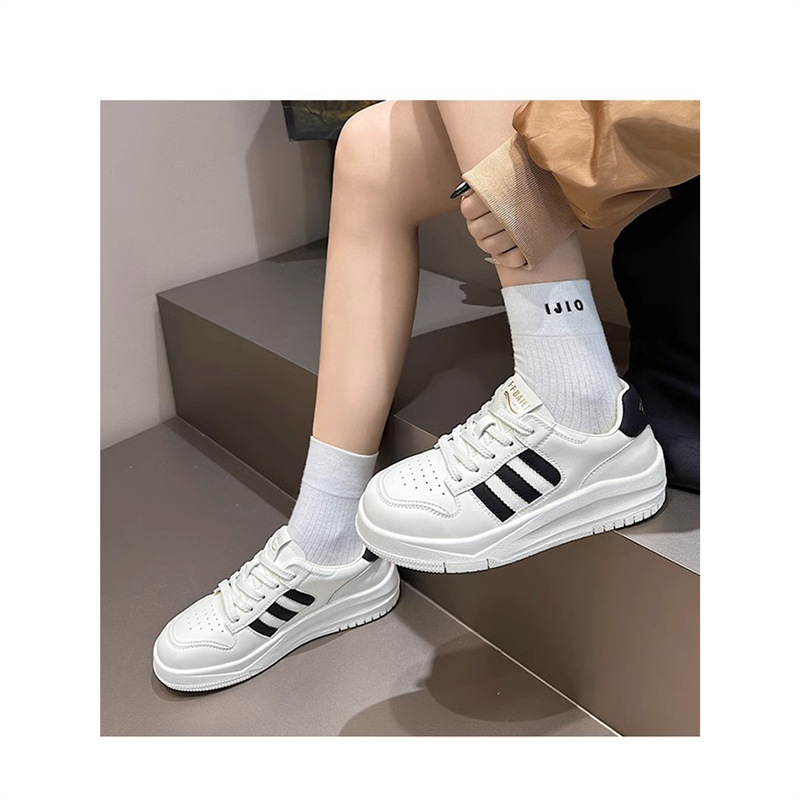 真皮透气小白鞋女2025春新款运动休闲百搭韩版厚底板鞋ins潮