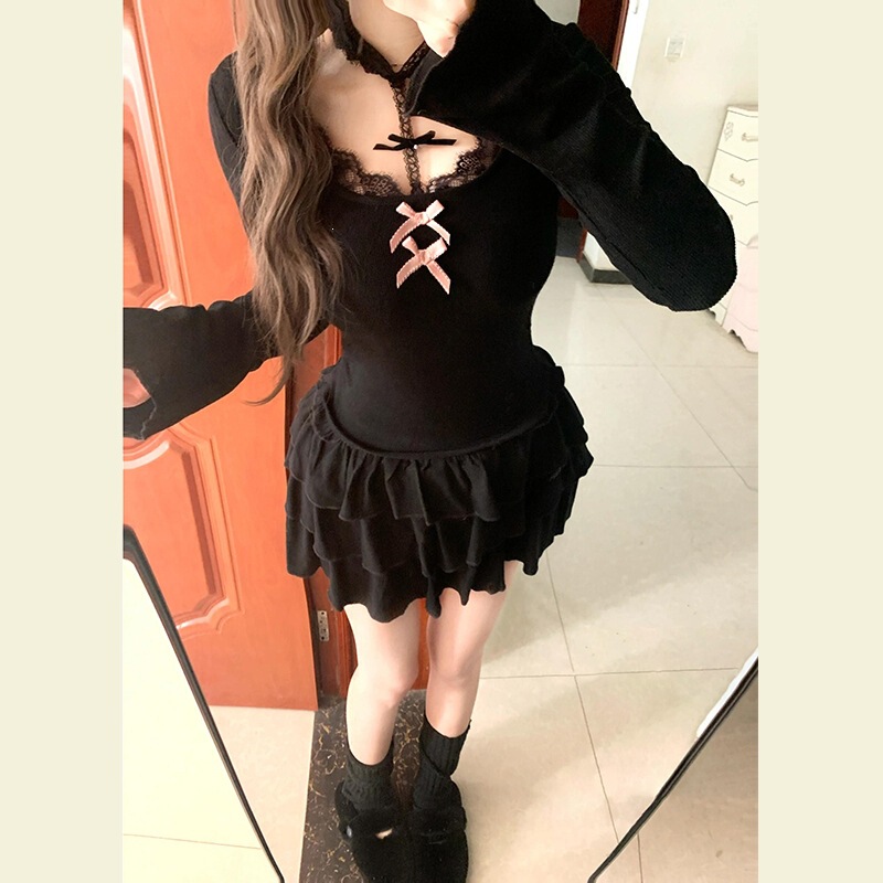 Purely alluring and sexy black lace bow dress for women, autumn 2025 new collection, slim-fit, elegant, and figure-hugging short skirt Purely alluring and sexy black lace bow dress for women, autumn 2025 new collection, slim-fit, elegant, and figure-hugging short skirt
