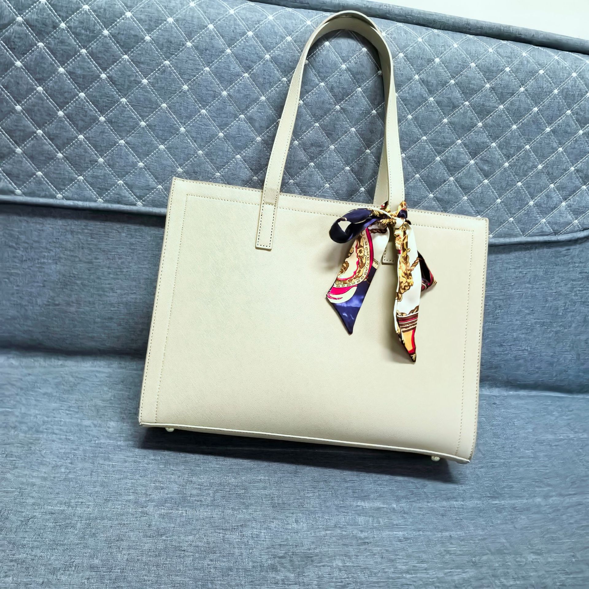 2022新款女包欧美时尚潮流外贸多夹层通勤大包单肩大容量手提包