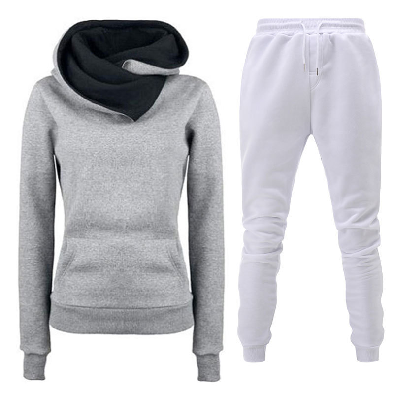 En stock 23 Otoño e Invierno Nuevo traje de ropa deportiva con Capucha forrada de lana para mujer bolso cálido suéter pantalones ropa de mujer al por mayor