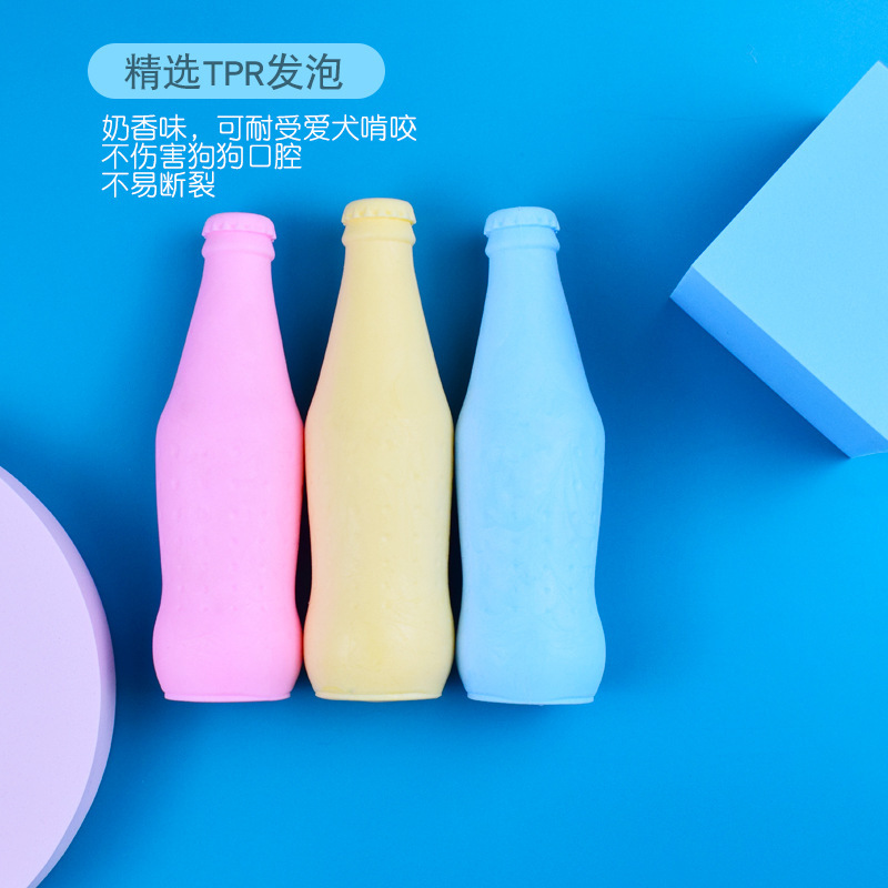 Venta directa de fábrica perro juguete leche sabor espuma cerveza botella de soda TPR caramelo color molar Limpieza de dientes juguete para mascotas