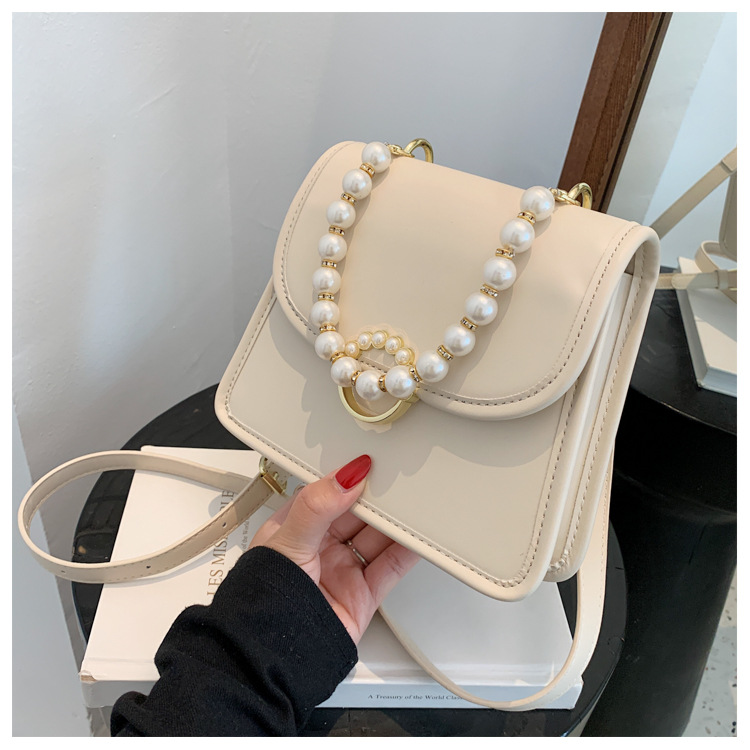 Wholesale Accessories Geometric Pearl Chain Messenger Bag Nihaojewelry display picture 87