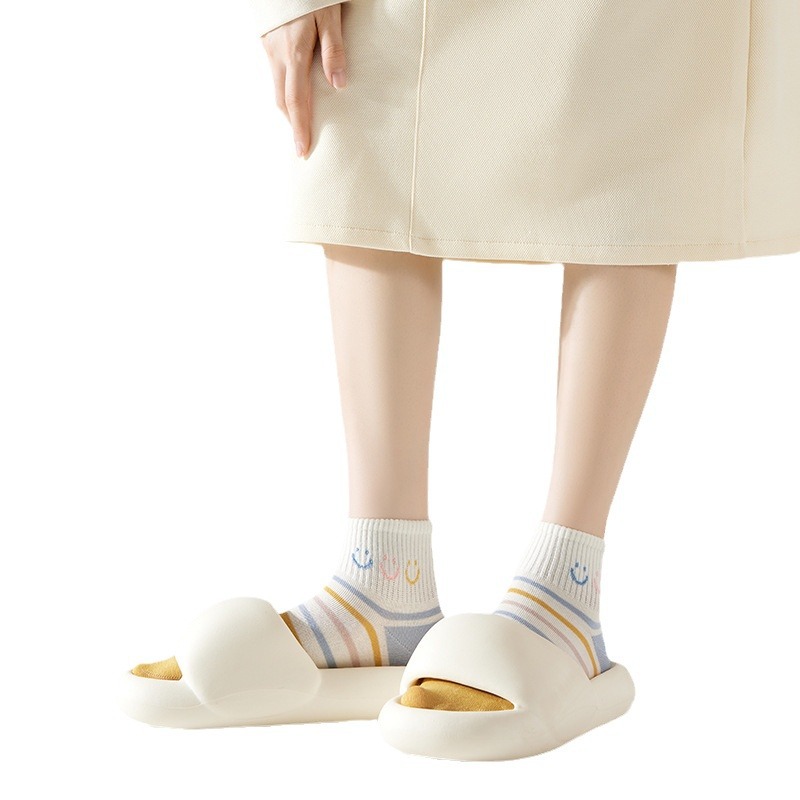 Calcetines desechables de primavera y verano, calcetines poco profundos, calcetines de barco invisibles delgadas, calcetines cortos de mujer, calcetines industriales, lotes