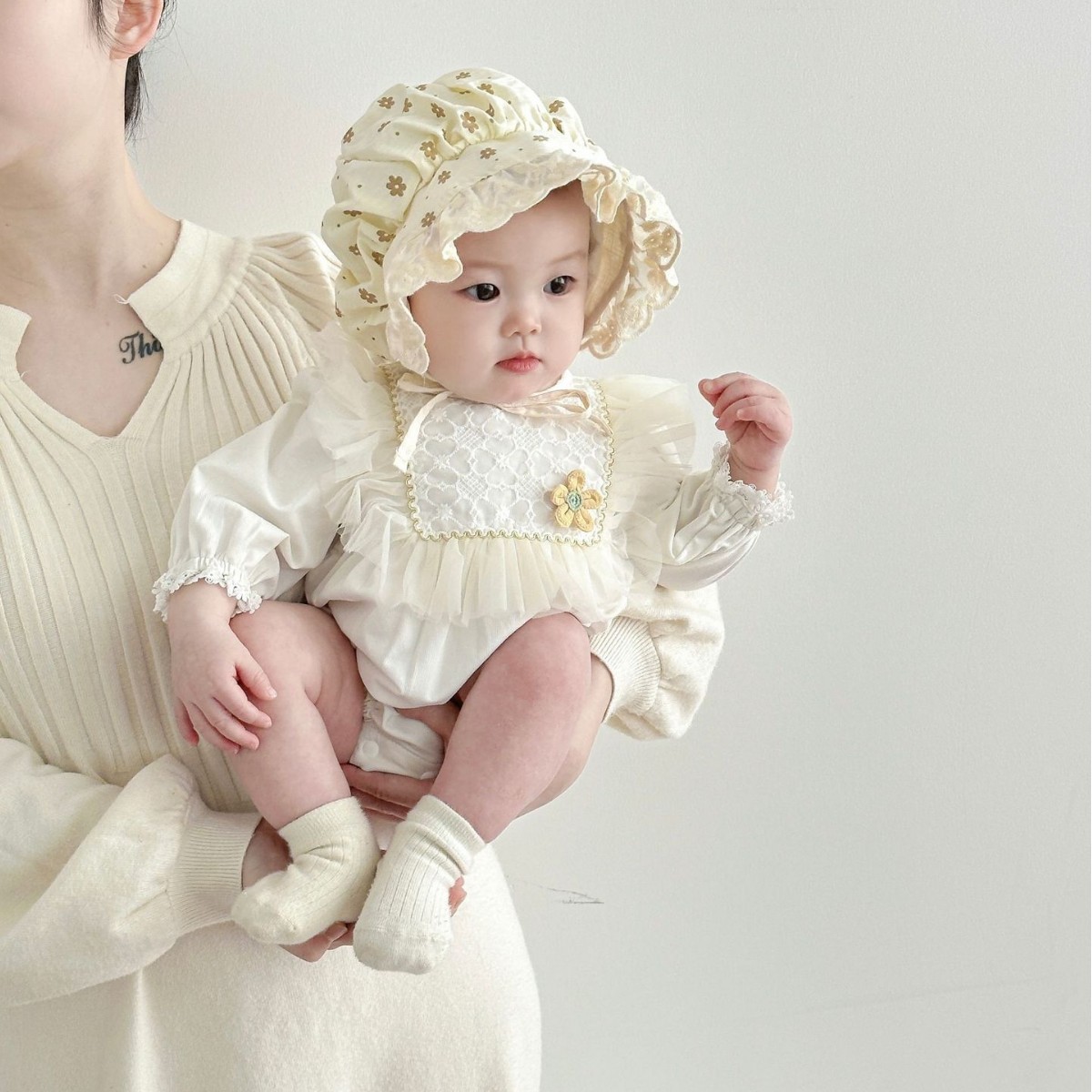 3-12 Sombrero de bebé recién nacido de primavera y otoño delgado bebé pequeño mes de edad bebé princesa sombrero de encaje flores