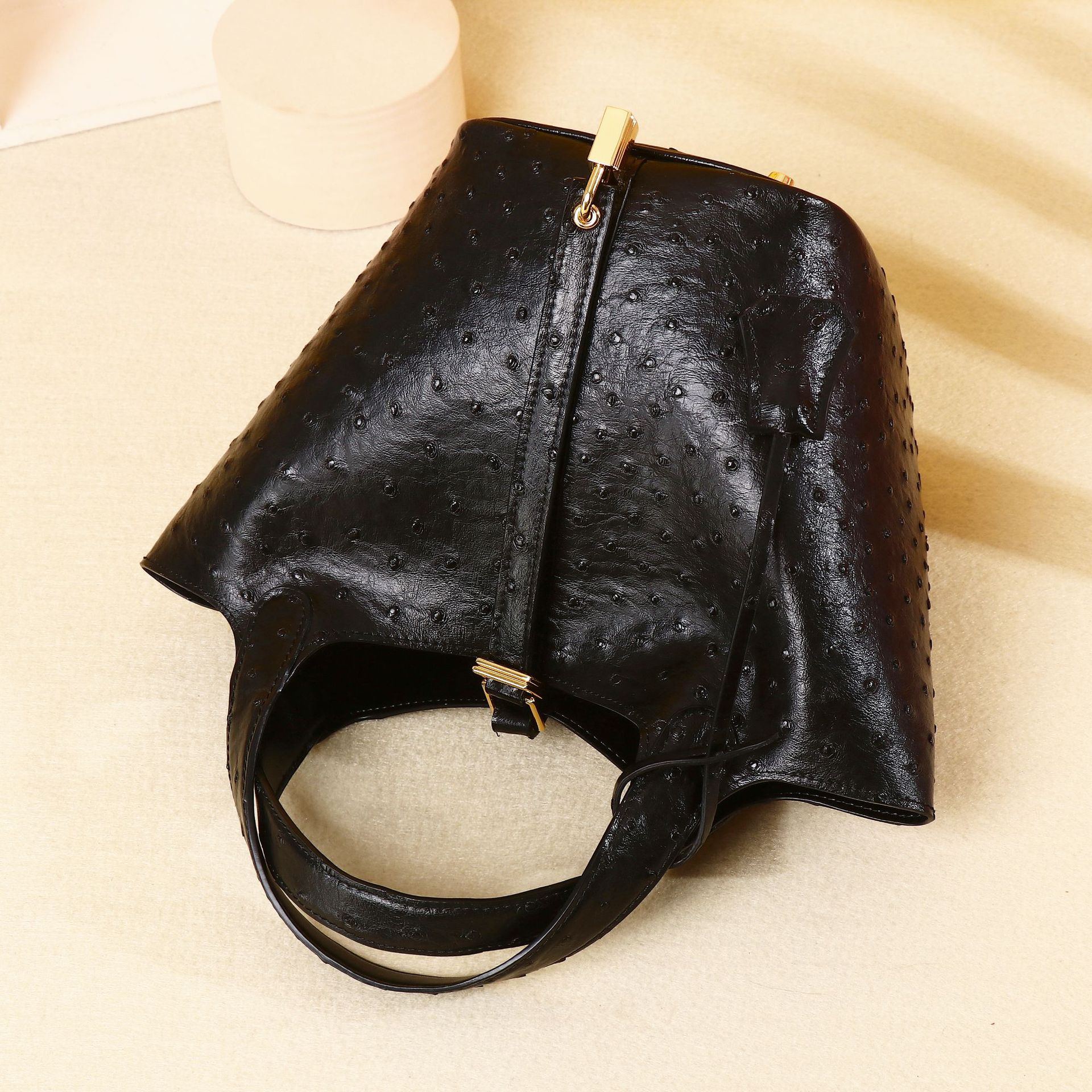 Túi bucket nữ mini họa tiết vân đà điểu, quai đeo chéo và xách tay đa năng chi tiết 4