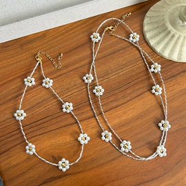 项链;耳环;耳钉