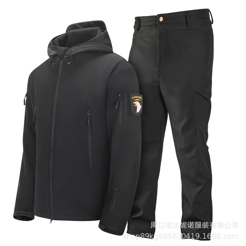 厂供现货跨境鲨鱼皮软壳保暖防风男户外透气外套冲锋衣套装