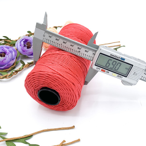 Polypropylene yarn 3 strands, plied hook bag, 1.5mm thick plastic shaft, multi-color optional, beautiful red craft wholesale