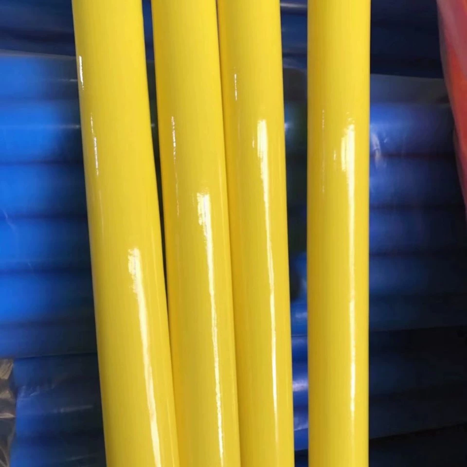 Надувной игровой комплекс Naughty Castle: утолщенный, износостойкий ПВХ, цвет кукурузы, для детских площадок и парков развлечений.