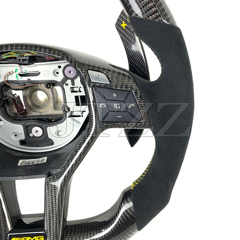 Suitable for Mercedes-Benz CLS W204 W216 W207 AMG A/B/C class steering wheel carbon fiber modification