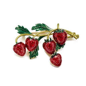 Fashion fruit sweet cute flower Strawberry Girl brooch enamel scarf buckle clothing versatile accessories
