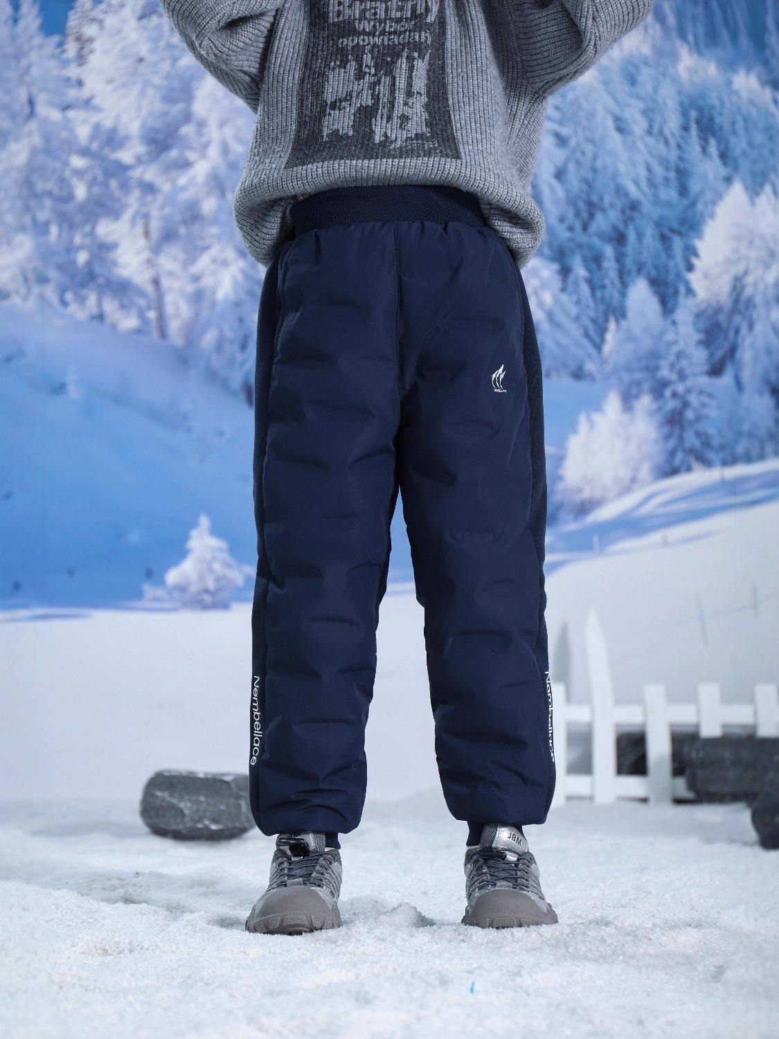 Pantalones de plumas para niños invierno nuevo 90 pantalones blancos de invierno tres pantalones de esquí de esquí de niños y niñas