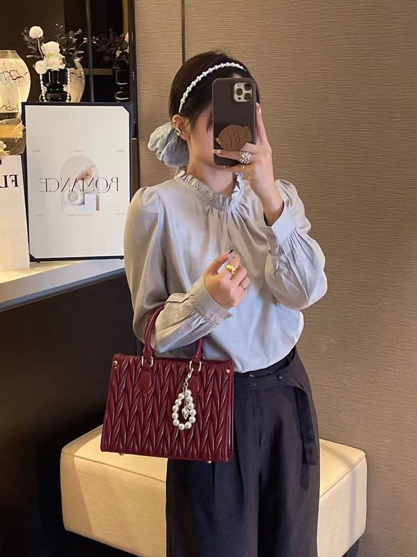 高级感复古菱格褶皱手提托特包女2025秋冬新款时尚百搭单肩斜挎包|undefined