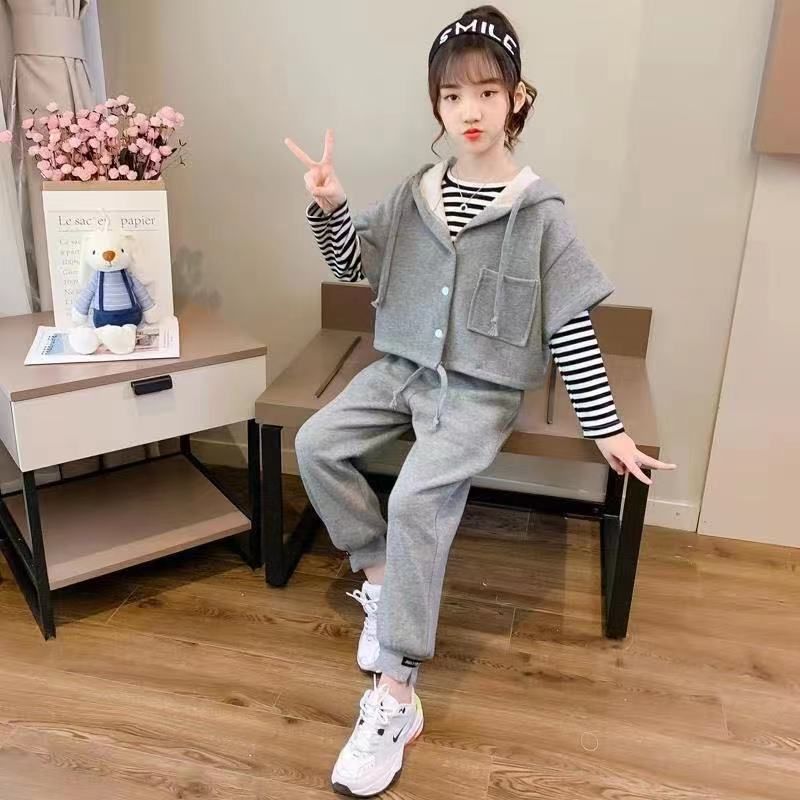 2026【1001】Girls' Spring and Autumn New Style Set, Korean Style, Stylish, High-Quality Sports Children's Clothing Three-Piece Set