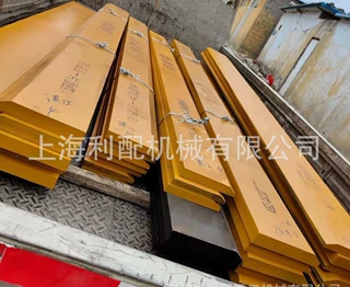 供应SEM山工原厂主刃板5217303  5227025  5231200