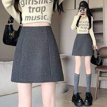 UNMUN毛呢半身裙秋冬2025新款高腰显瘦a字裙遮胯包臀简约时尚百搭