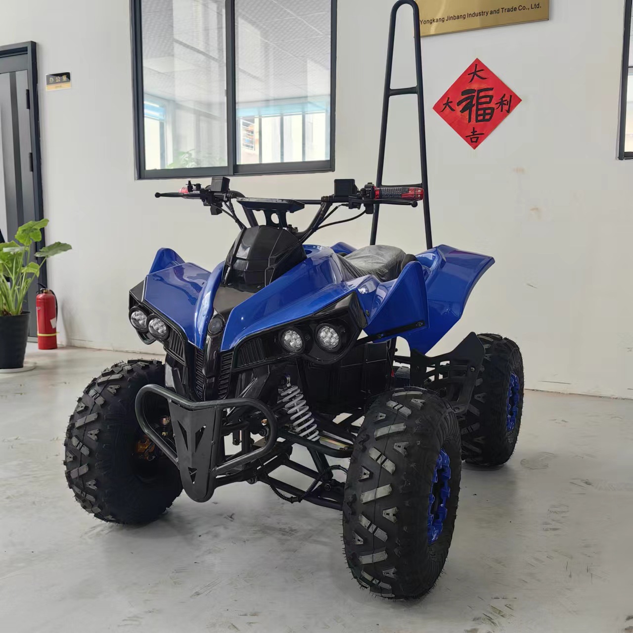Nuevas cuatro ruedas motocicleta de montaña ATV eje eléctrico de transmisión Bull Xiaobasao tubo de acero coche de playa gasolina