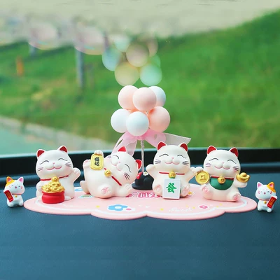 Car Ornament: Cute Fortune Cat: Sürətlər qutusu və əl tormozu başlıqları - four-large-fortune-cats-pink-rocking-toy-flower-cushion-2-kittens