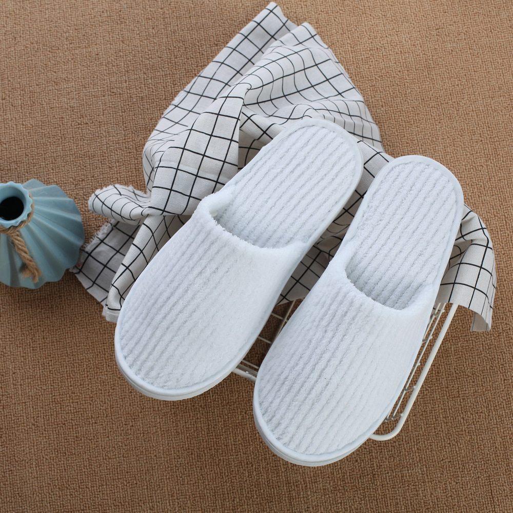 [No. 041] Thickened model-striped coral velvet slippers size 43
