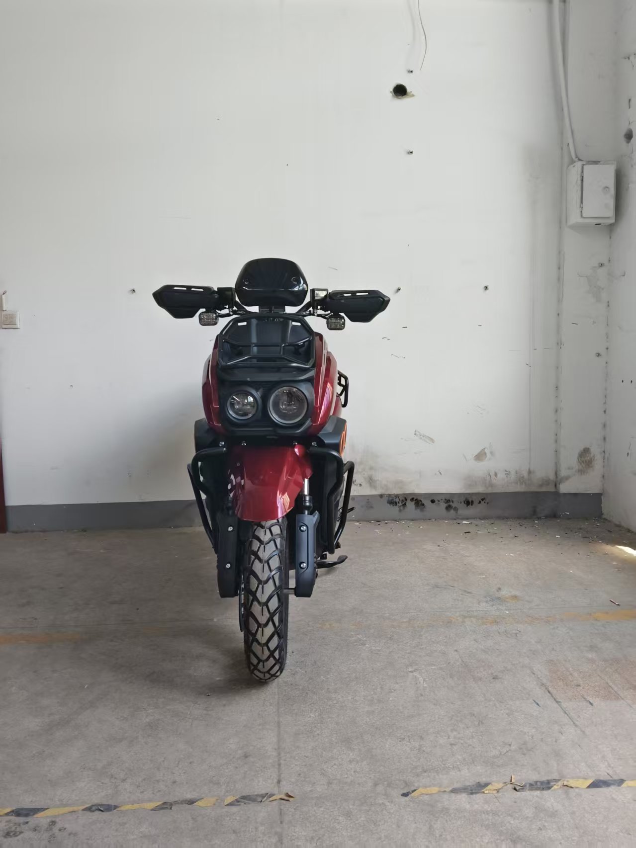Electric motorcycle tank with Bluetooth, high-end 72V cool scooter, high-speed electric motorcycle