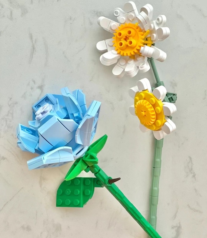 クロスボーダー佳奇積み木花diyはバラの永生花を組み合わせて彼女に祝日のプレゼントシリーズの花束のデスクトップを送ります。|undefined