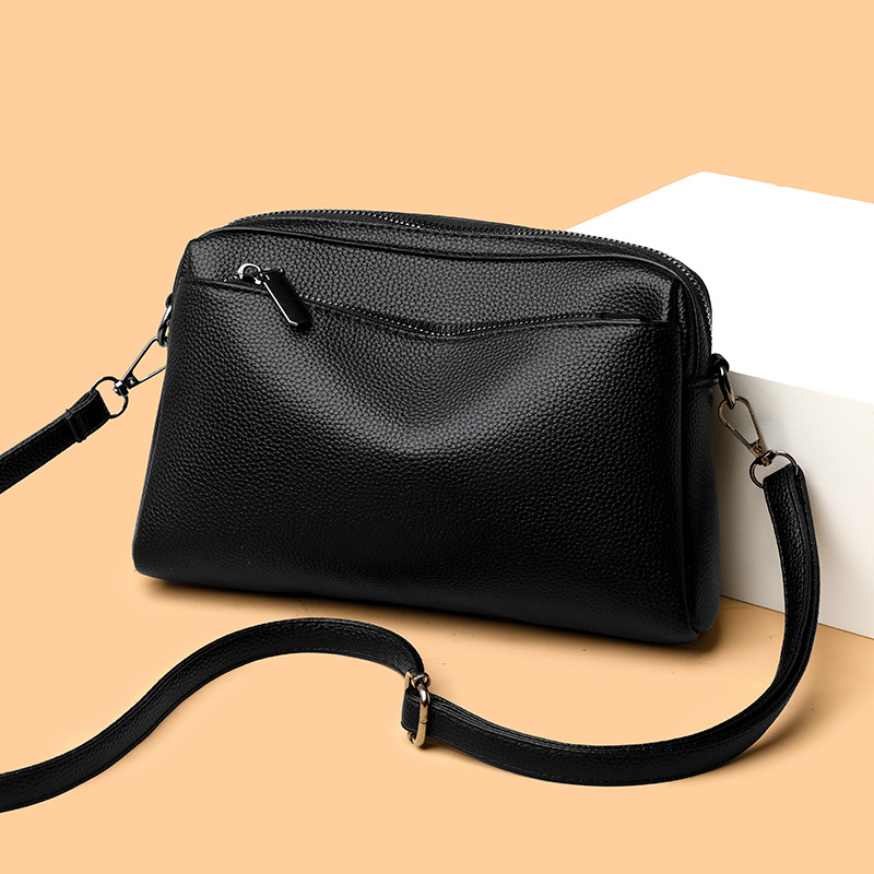 Versatile Women's Shoulder Bag Simple Casual Crossbody Handbag_voghion.com