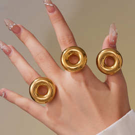 鑫艺鑫ins小众设计感空心圆乎乎开口可调节戒指不锈钢材质18k镀金