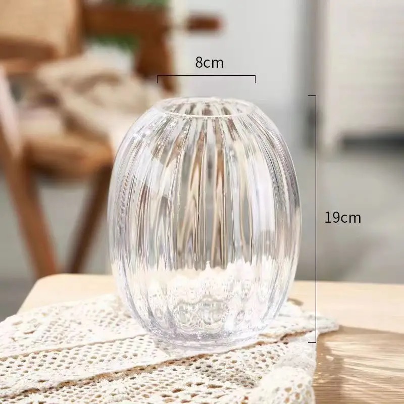 Reunión, reunión, trompeta transparente