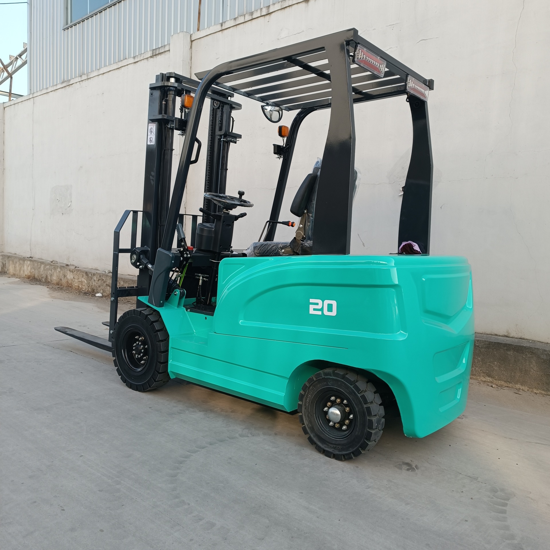 小型电动叉车1-3吨 四轮座驾式 新能源仓储搬运车 升降液压堆高车